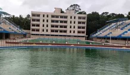 Pool stadium seating